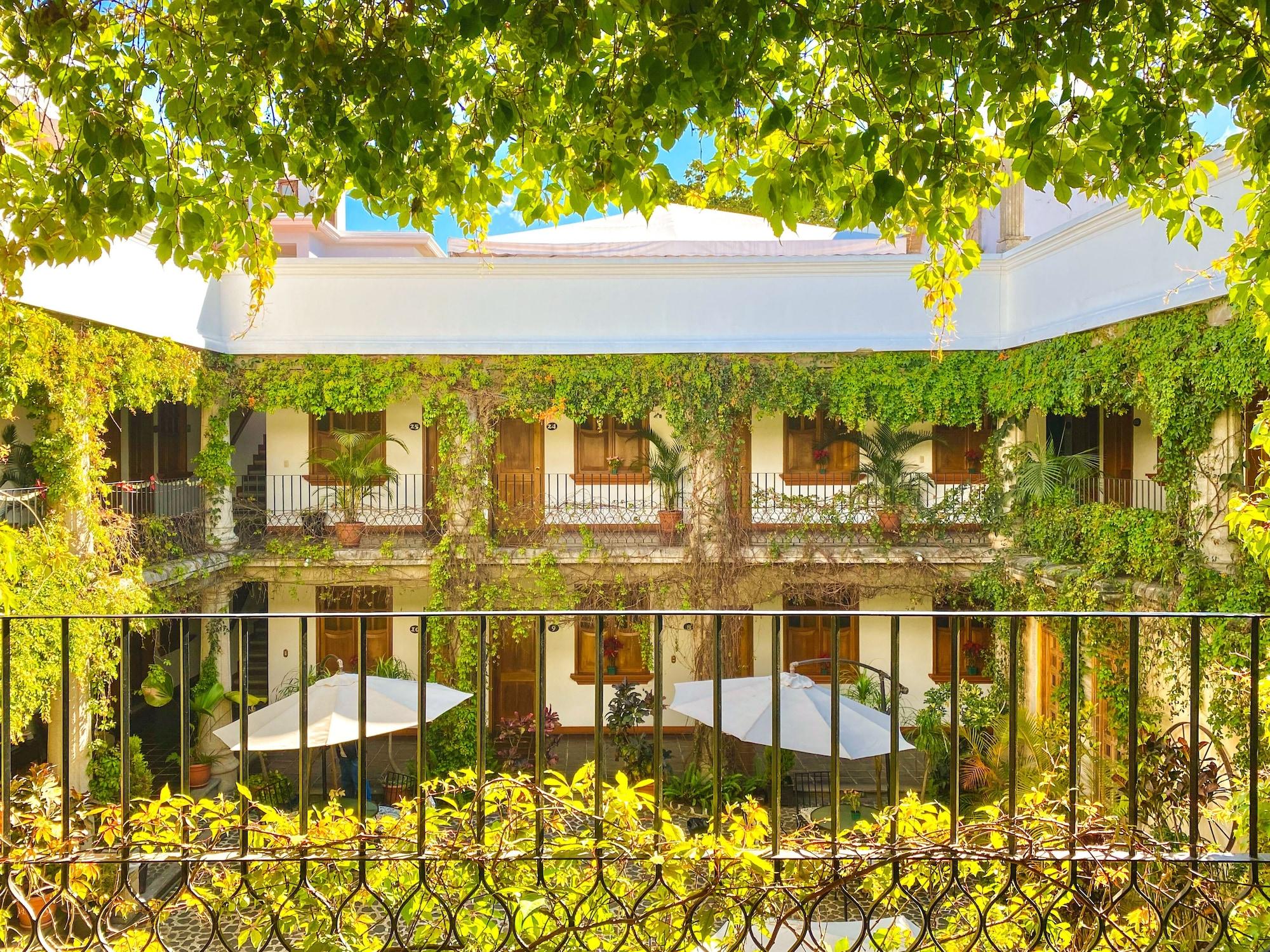 El Carmen Suites Antigua Exterior photo
